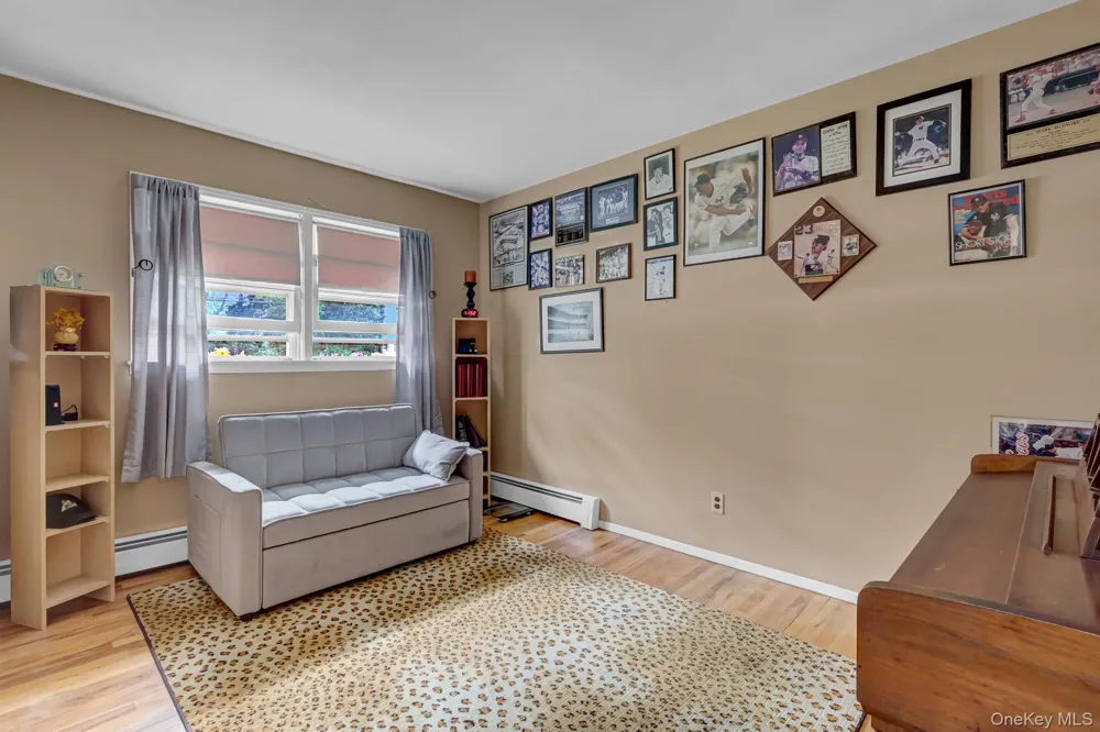 13 Haight Street Deer Park, NY 11729