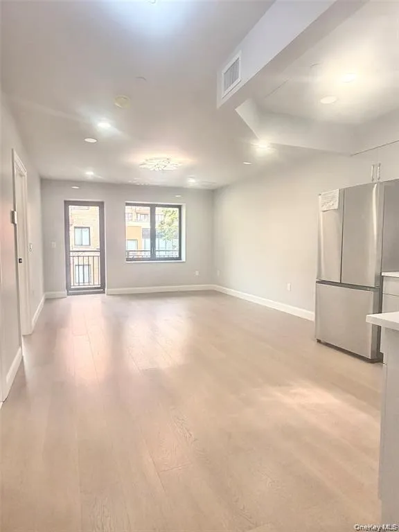 132-25 41 AVENUE #3B Flushing, NY 11354