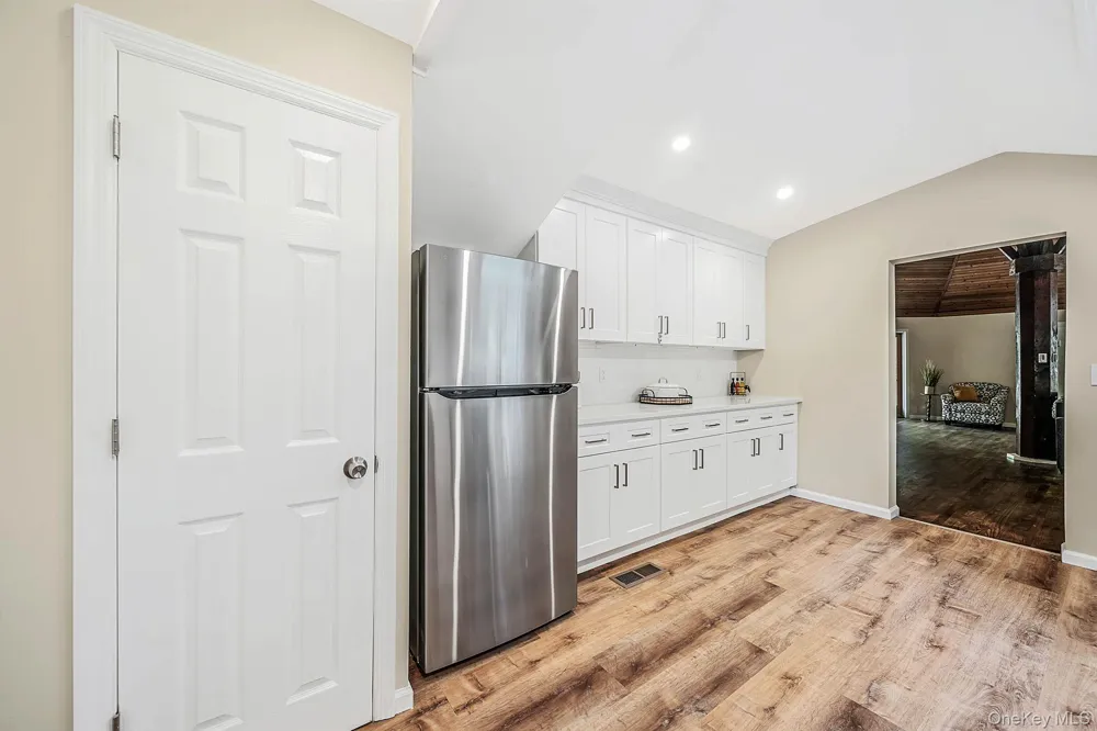 5 Jacobs Lane Wading River, NY 11792