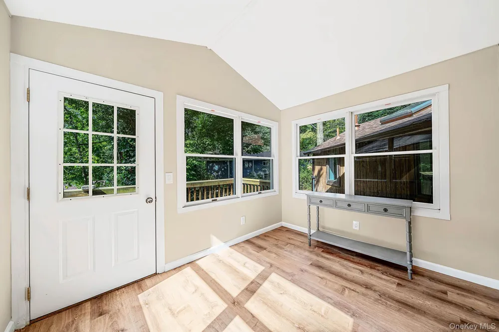 5 Jacobs Lane Wading River, NY 11792