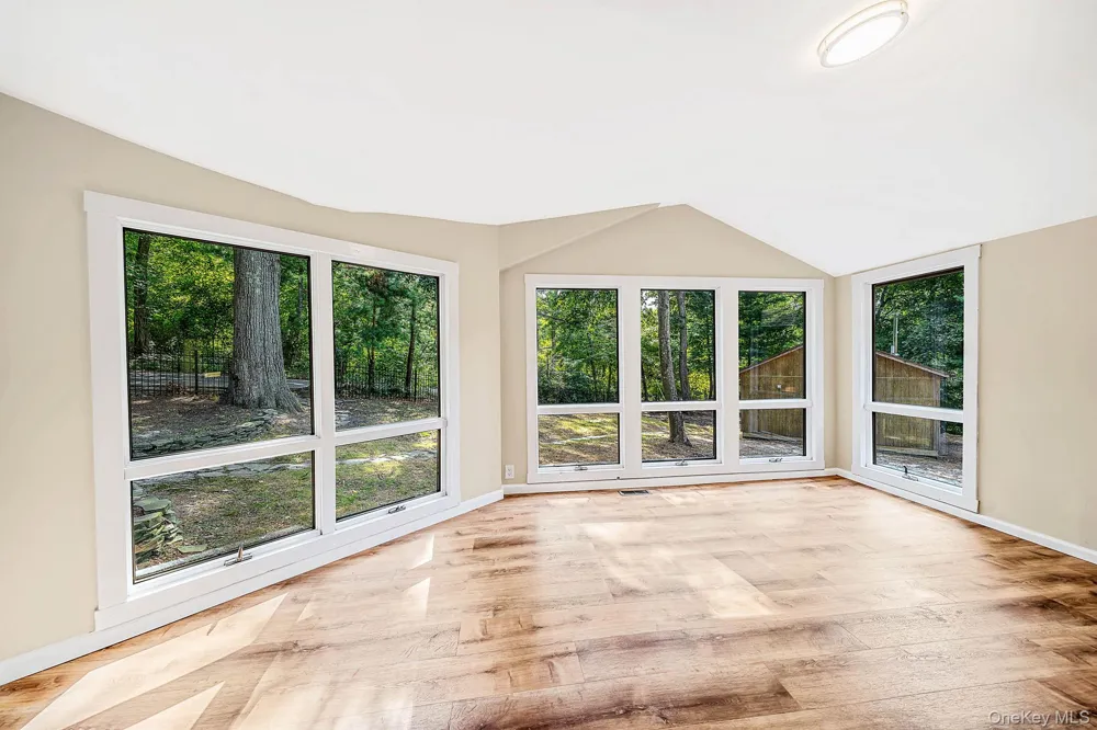 5 Jacobs Lane Wading River, NY 11792