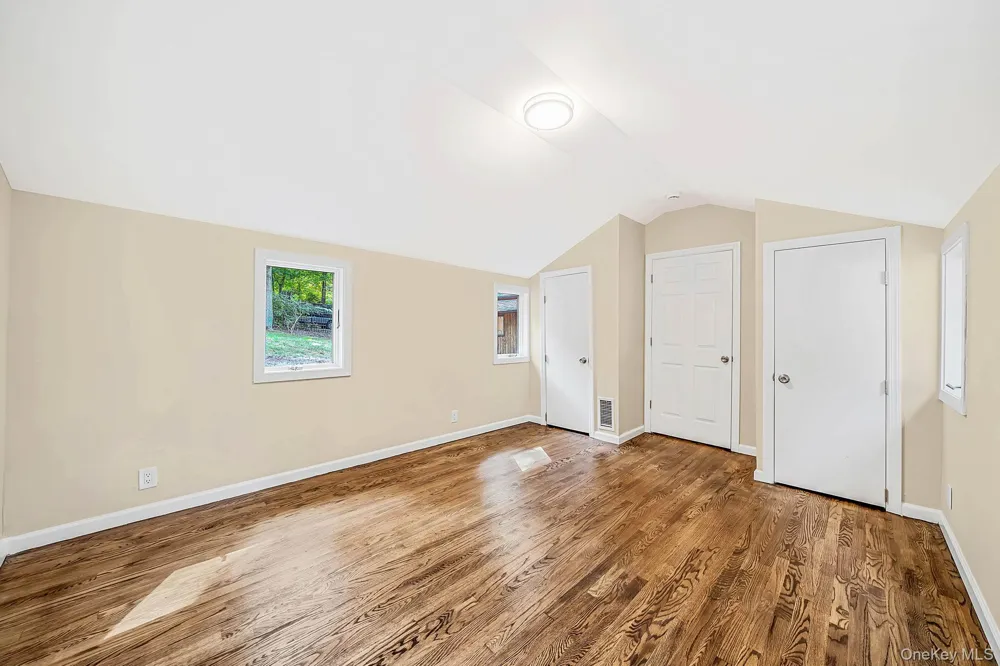 5 Jacobs Lane Wading River, NY 11792