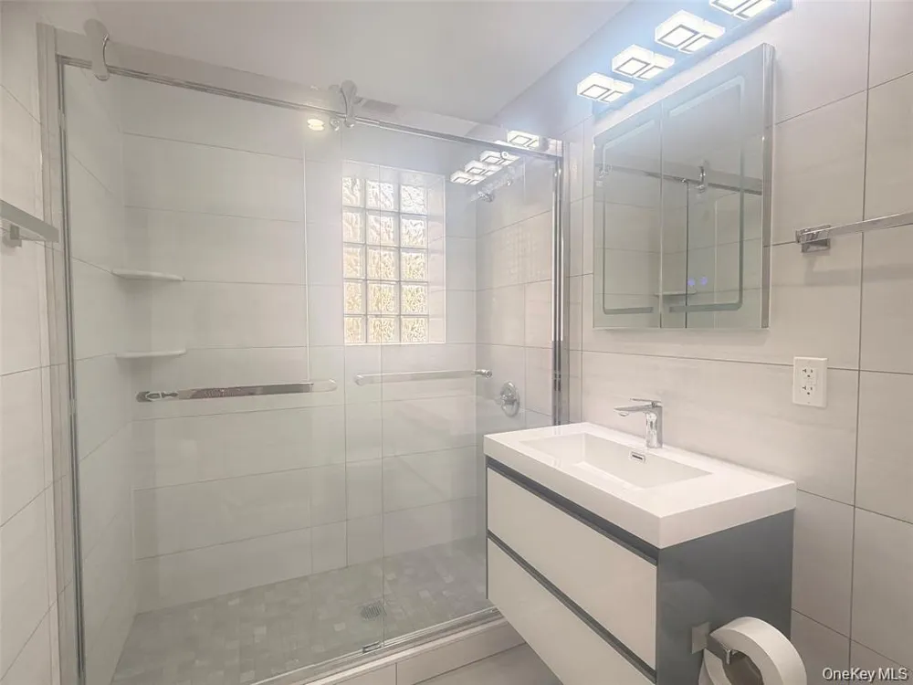 132-25 41 AVENUE #4B Flushing, NY 11354