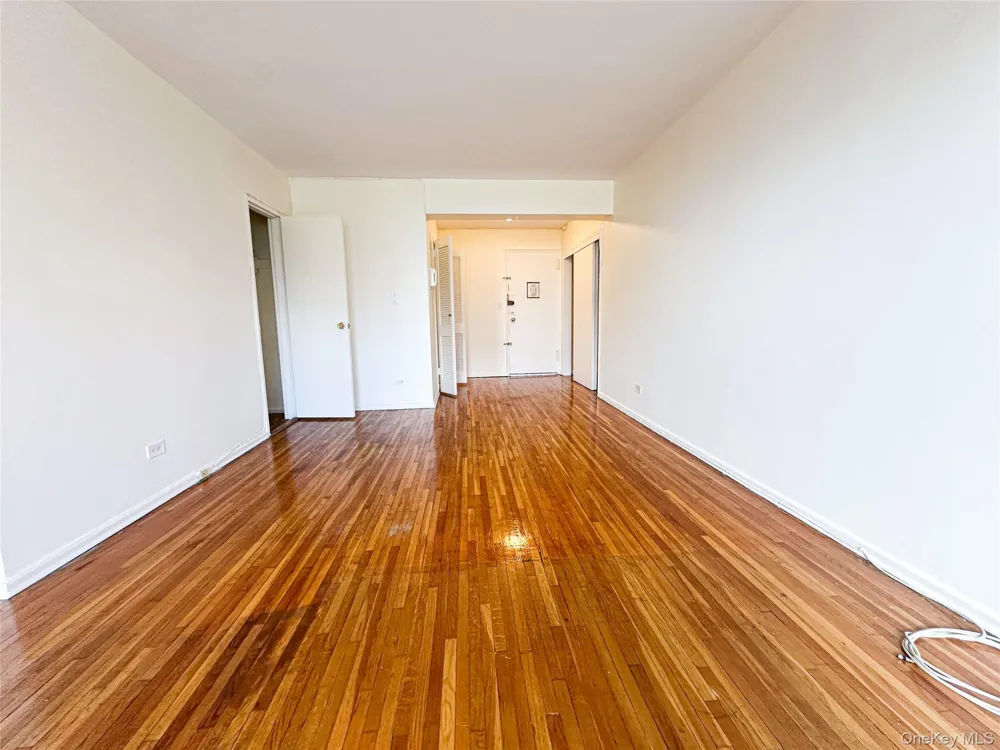 10025 Queens Boulevard #6L Forest Hills, NY 11375