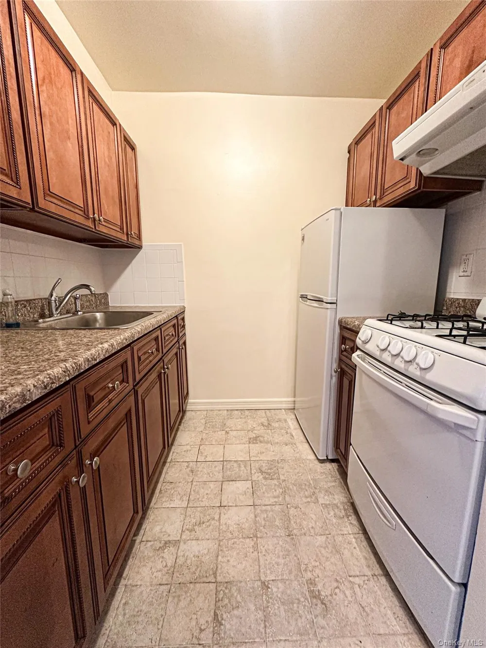 10025 Queens Boulevard #6L Forest Hills, NY 11375
