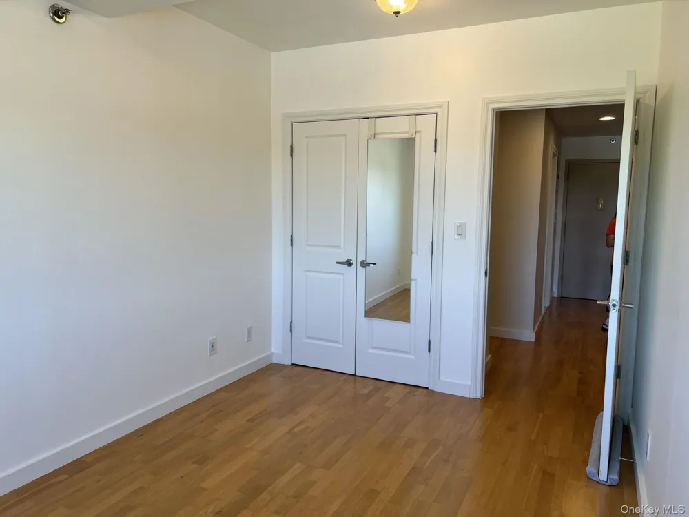 143-20 Hoover Avenue #603 Briarwood, NY 11435