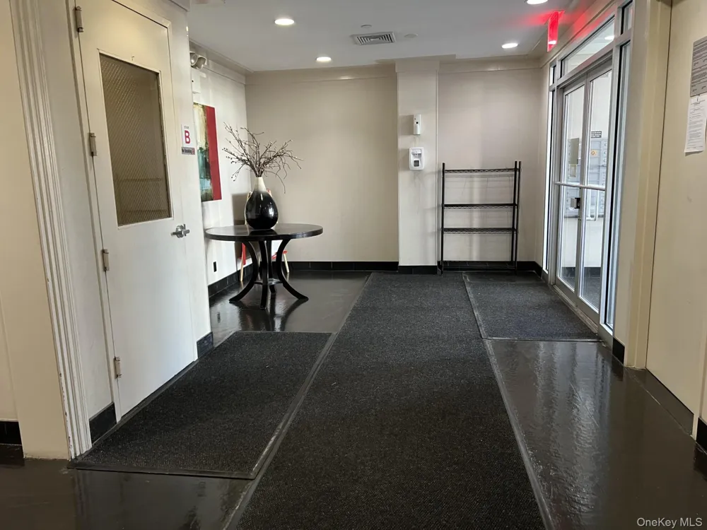 143-20 Hoover Avenue #603 Briarwood, NY 11435
