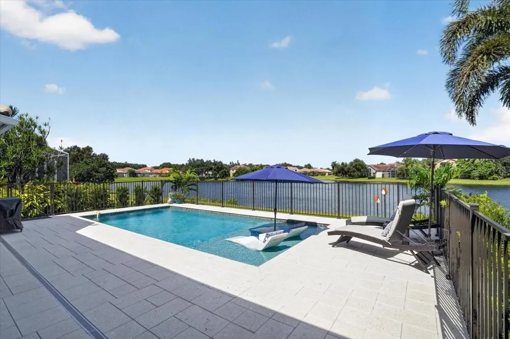9736 SAGO POINT DRIVE Seminole, FL 33777