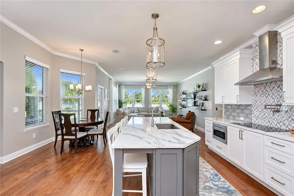 8530 NORTHTON GROVES BOULEVARD Odessa, FL 33556