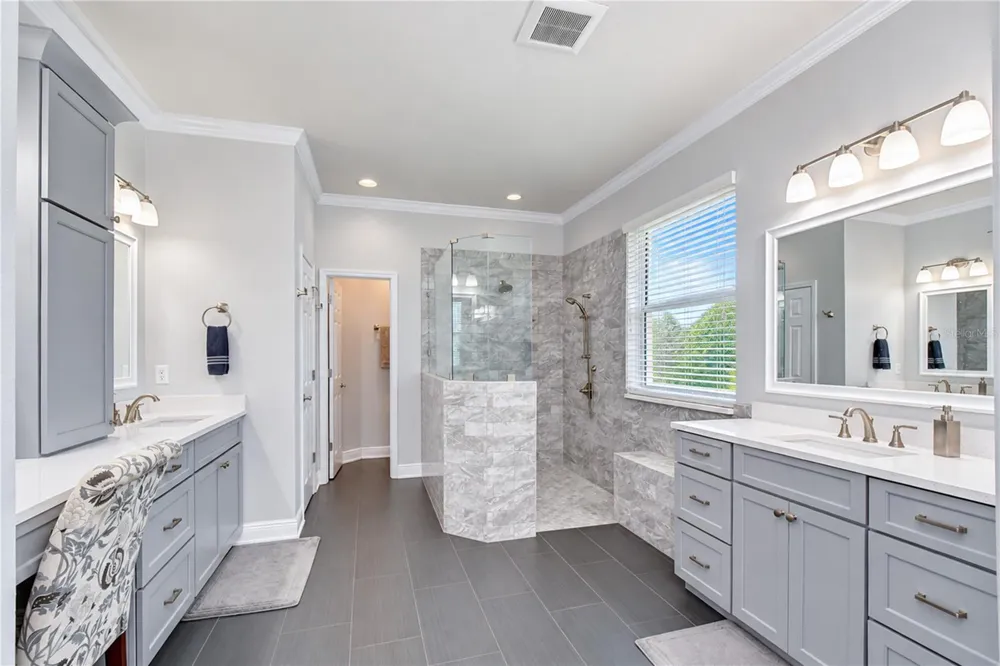 8530 NORTHTON GROVES BOULEVARD Odessa, FL 33556