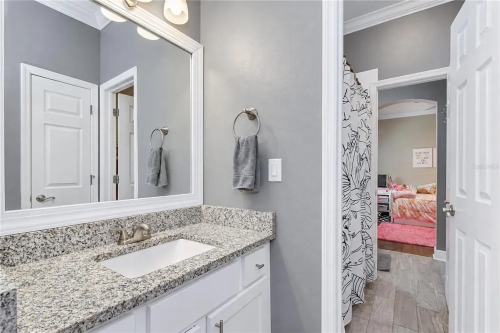 8530 NORTHTON GROVES BOULEVARD Odessa, FL 33556