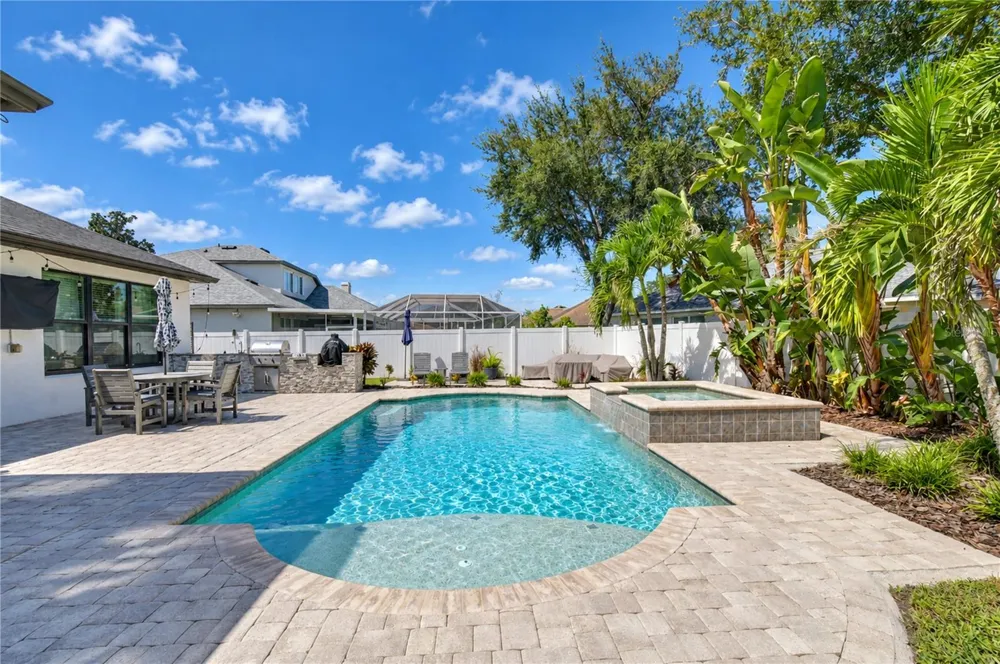 8530 NORTHTON GROVES BOULEVARD Odessa, FL 33556