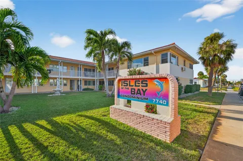 7740 BOCA CIEGA DRIVE #201