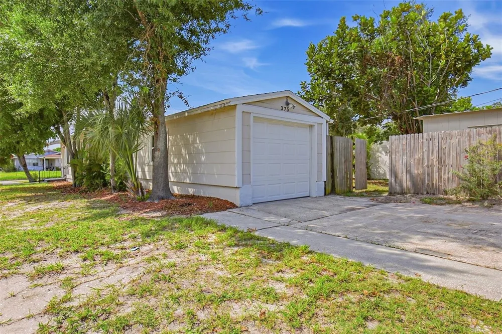 375 64TH STREET S St Petersburg, FL 33707