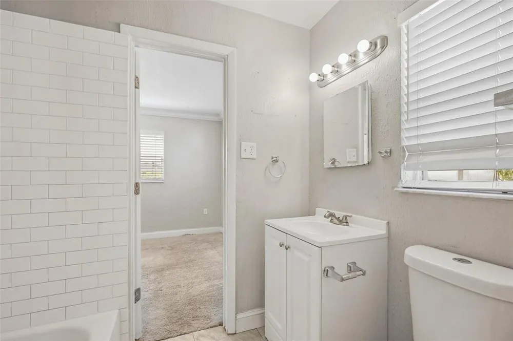 375 64TH STREET S St Petersburg, FL 33707