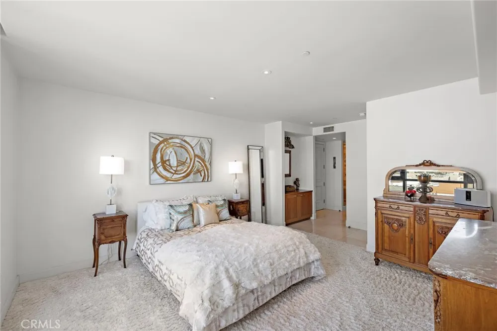 3091 Scholarship Irvine, CA 92612
