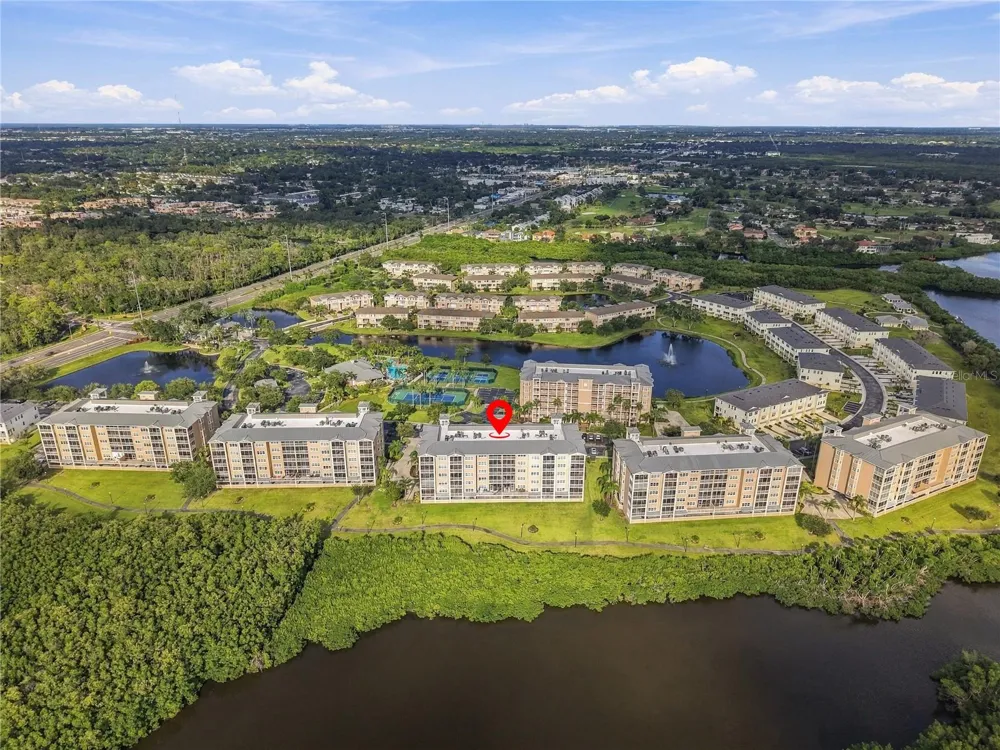 7070 KEY HAVEN ROAD #402 Seminole, FL 33777