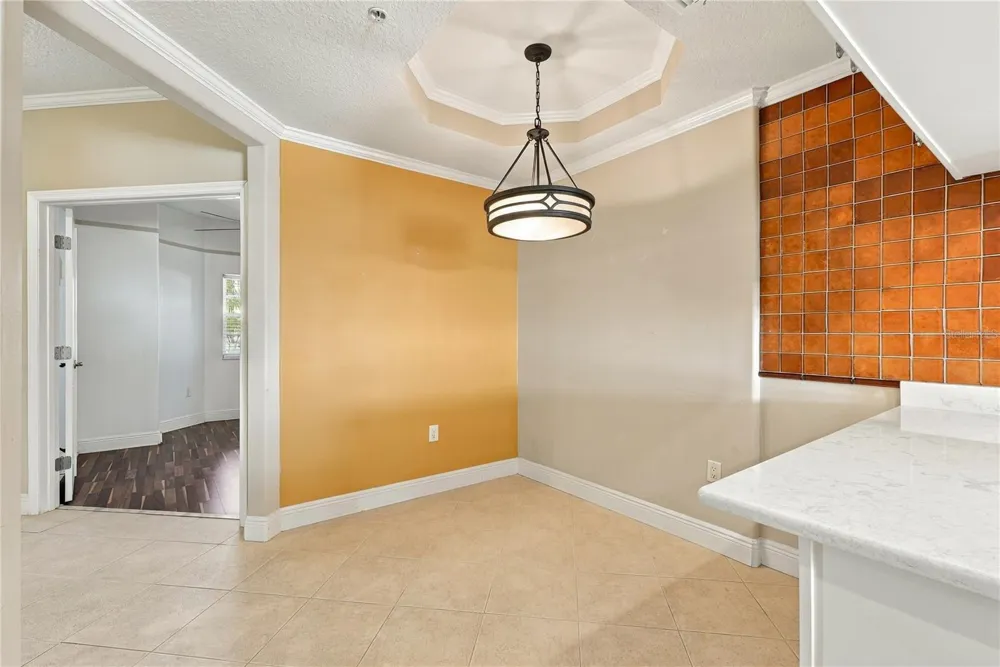 7070 KEY HAVEN ROAD #402 Seminole, FL 33777