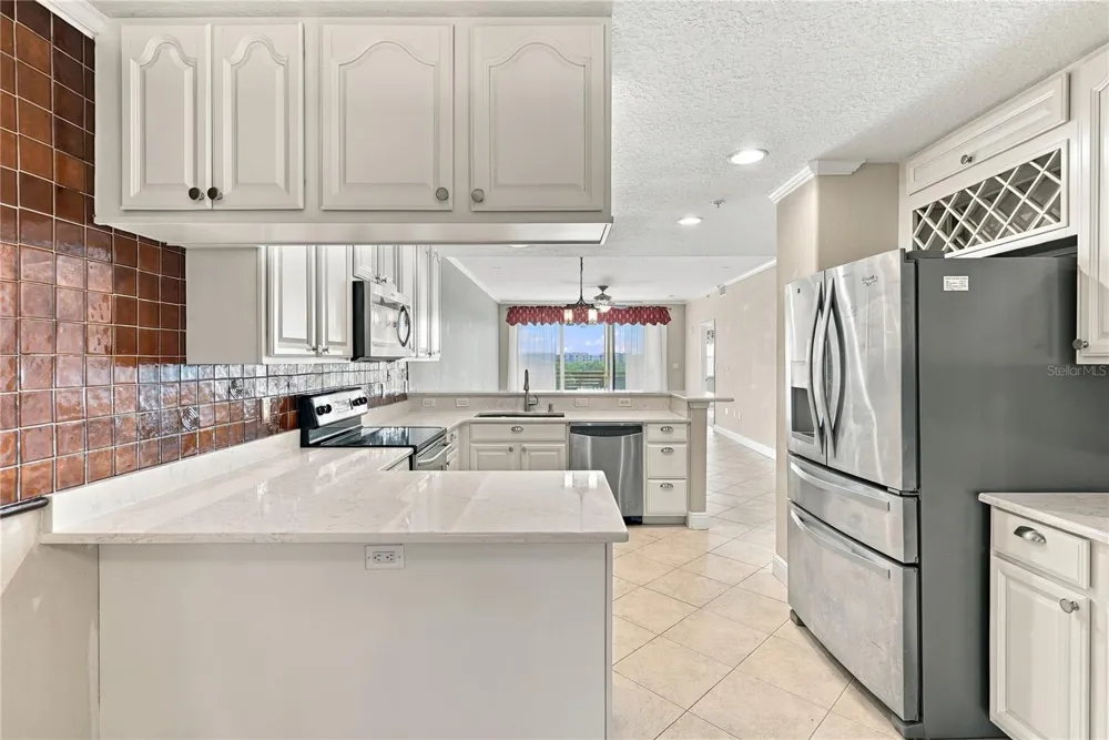 7070 KEY HAVEN ROAD #402 Seminole, FL 33777