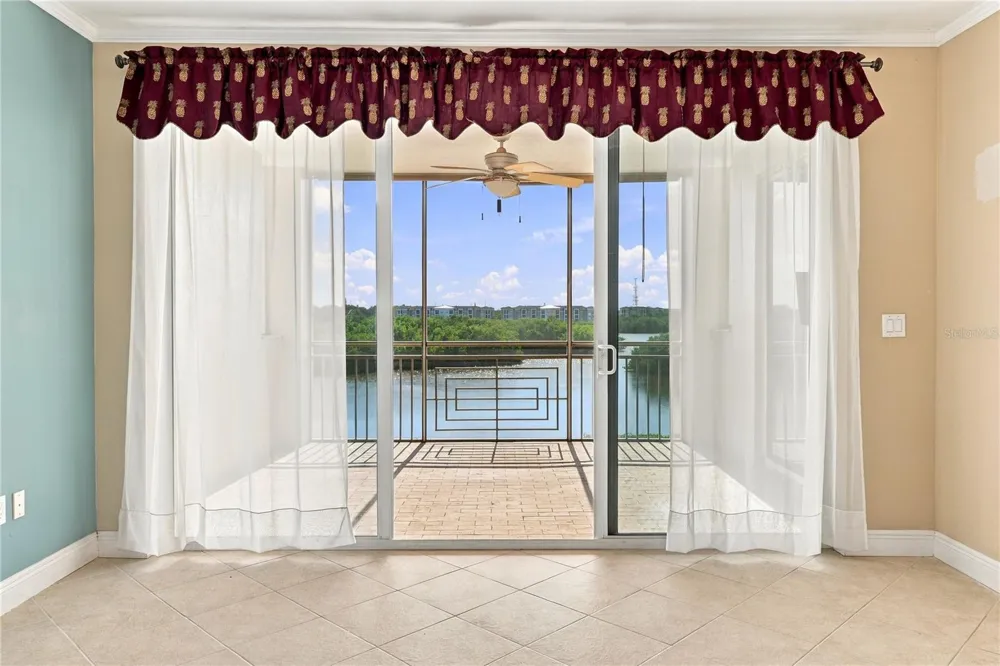 7070 KEY HAVEN ROAD #402 Seminole, FL 33777