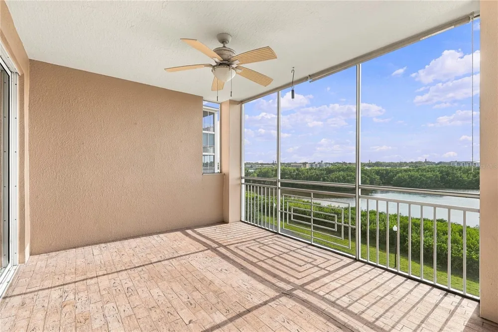 7070 KEY HAVEN ROAD #402 Seminole, FL 33777