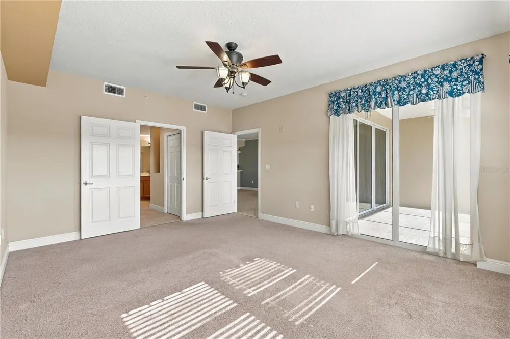 7070 KEY HAVEN ROAD #402 Seminole, FL 33777
