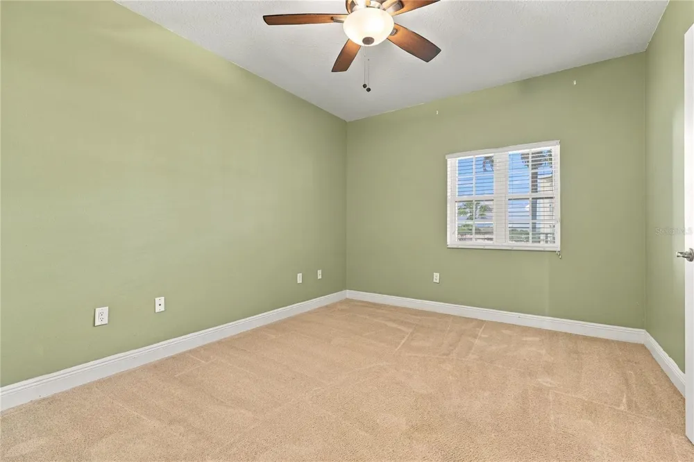 7070 KEY HAVEN ROAD #402 Seminole, FL 33777