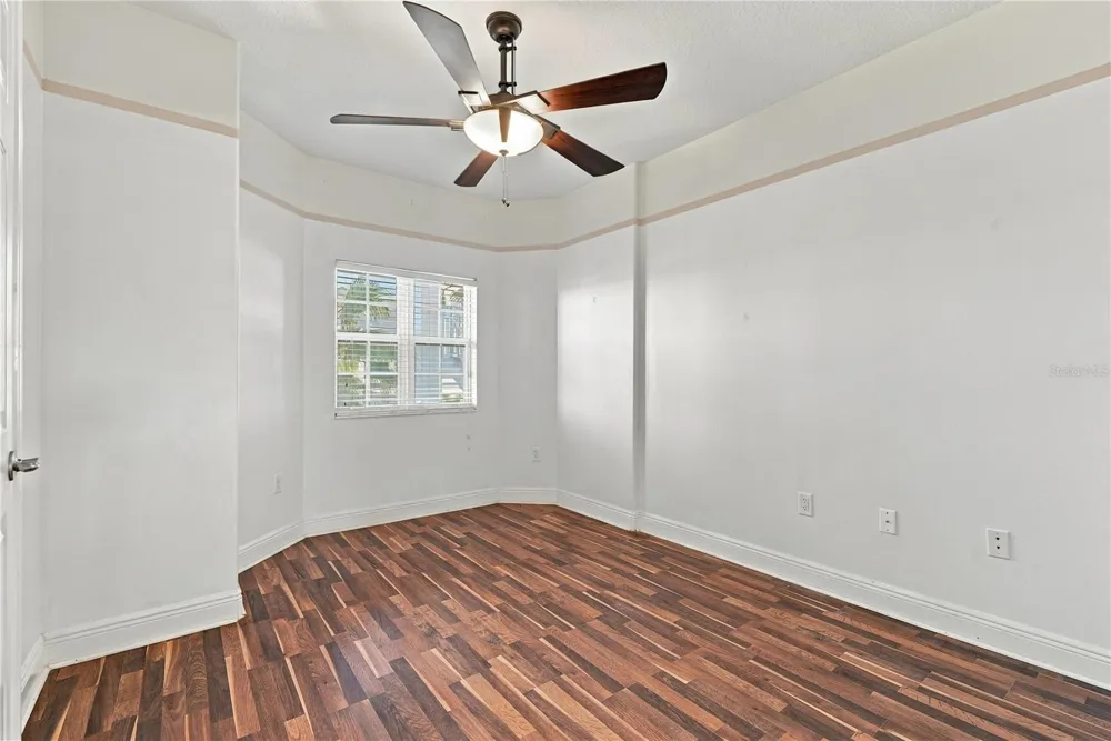 7070 KEY HAVEN ROAD #402 Seminole, FL 33777