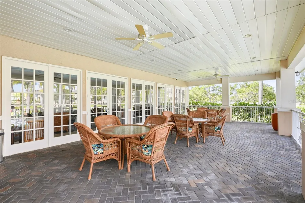 7070 KEY HAVEN ROAD #402 Seminole, FL 33777