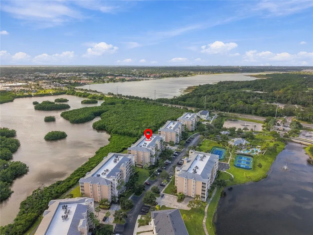 7070 KEY HAVEN ROAD #402 Seminole, FL 33777