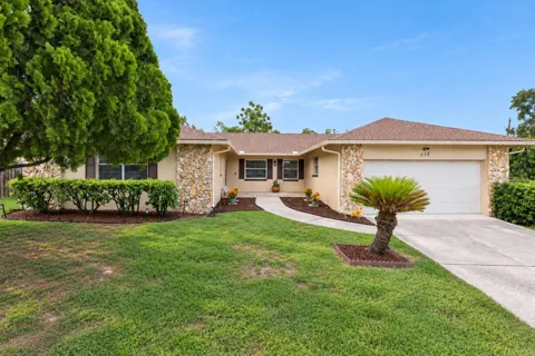 618 HATTAWAY DRIVE