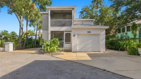 516 HOWARD COURT