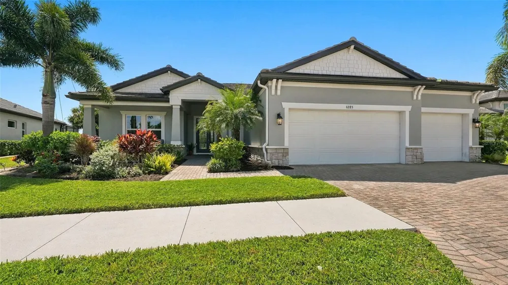 6285 RIVO LAKES BOULEVARD Sarasota, FL 34241