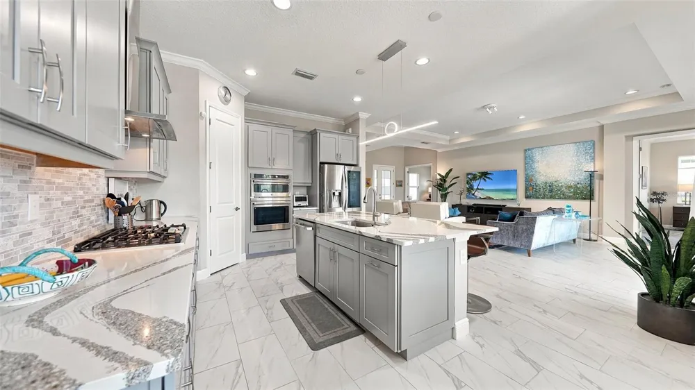 6285 RIVO LAKES BOULEVARD Sarasota, FL 34241