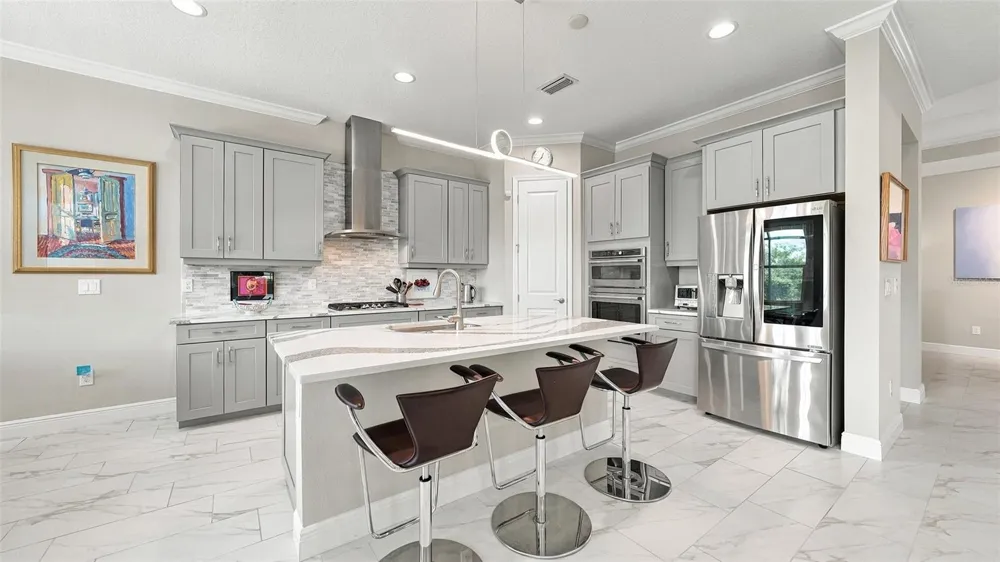 6285 RIVO LAKES BOULEVARD Sarasota, FL 34241