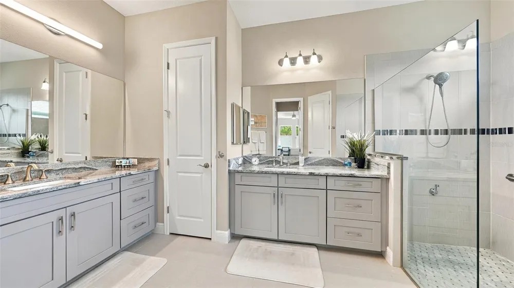 6285 RIVO LAKES BOULEVARD Sarasota, FL 34241