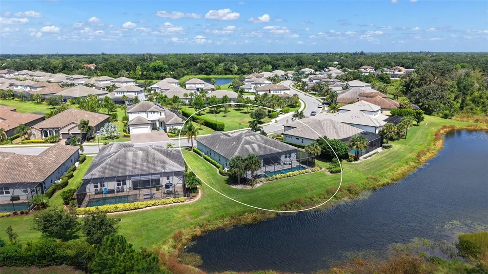 6285 RIVO LAKES BOULEVARD Sarasota, FL 34241