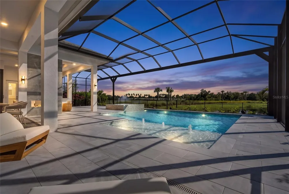 100 BLUE MIST WAY Sarasota, FL 34240