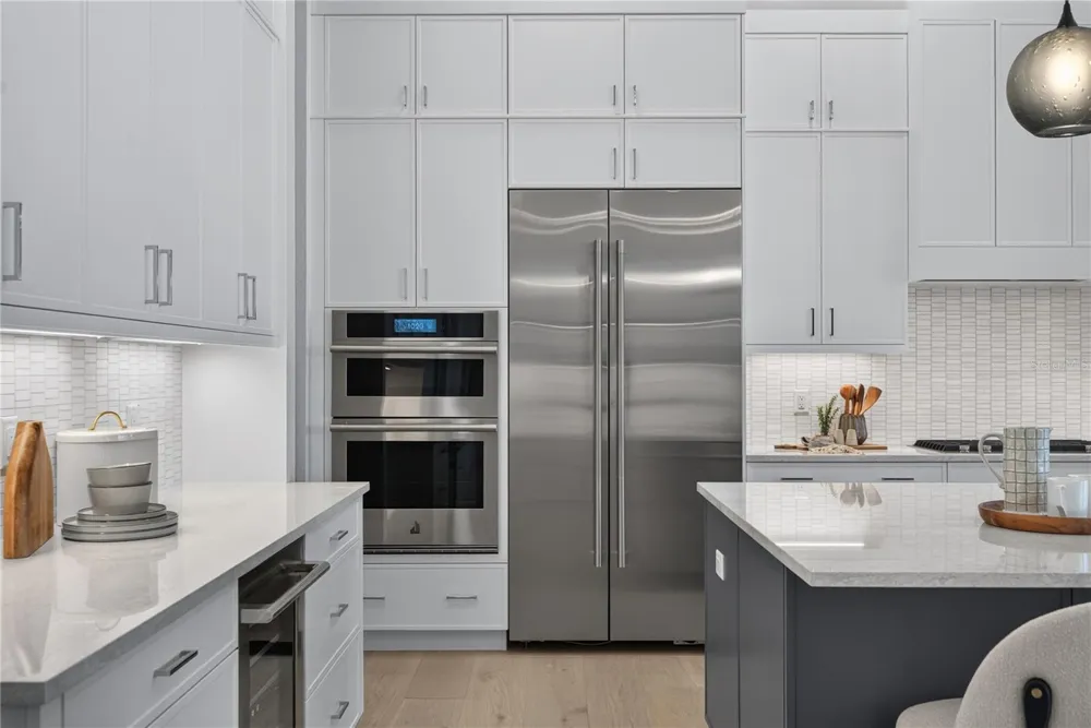 100 BLUE MIST WAY Sarasota, FL 34240
