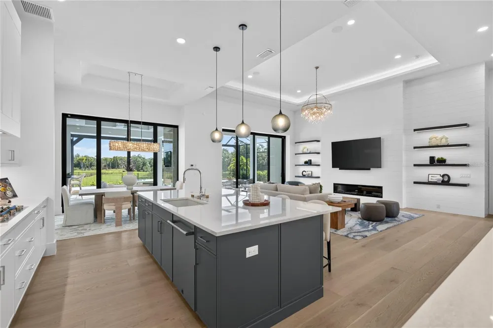 100 BLUE MIST WAY Sarasota, FL 34240