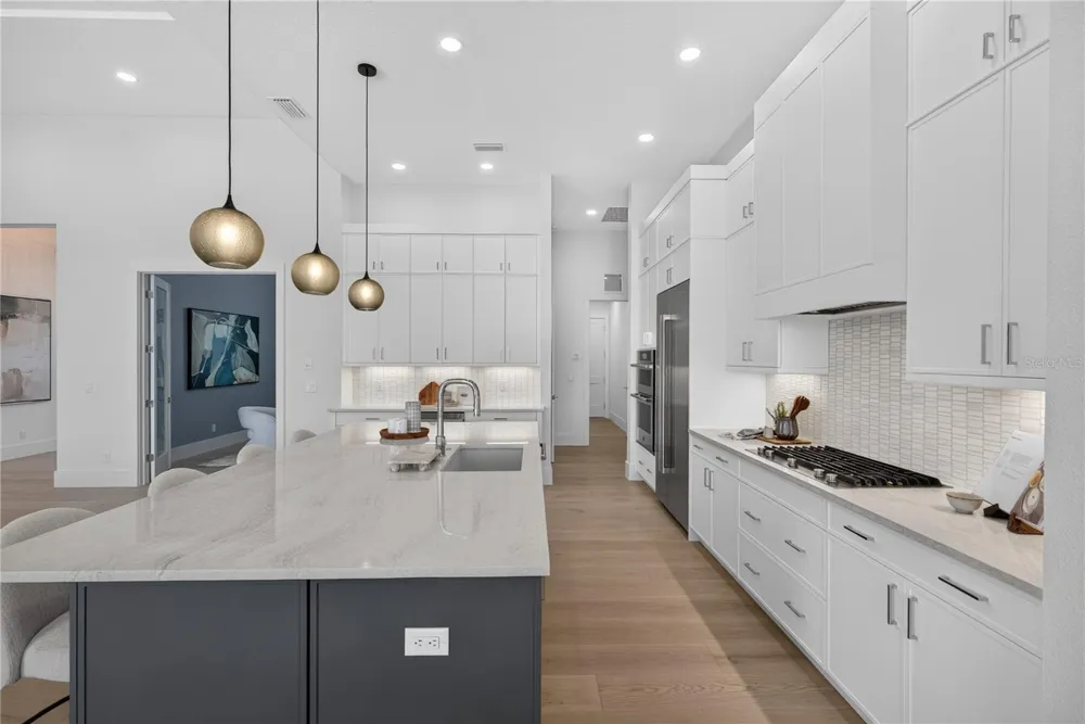 100 BLUE MIST WAY Sarasota, FL 34240