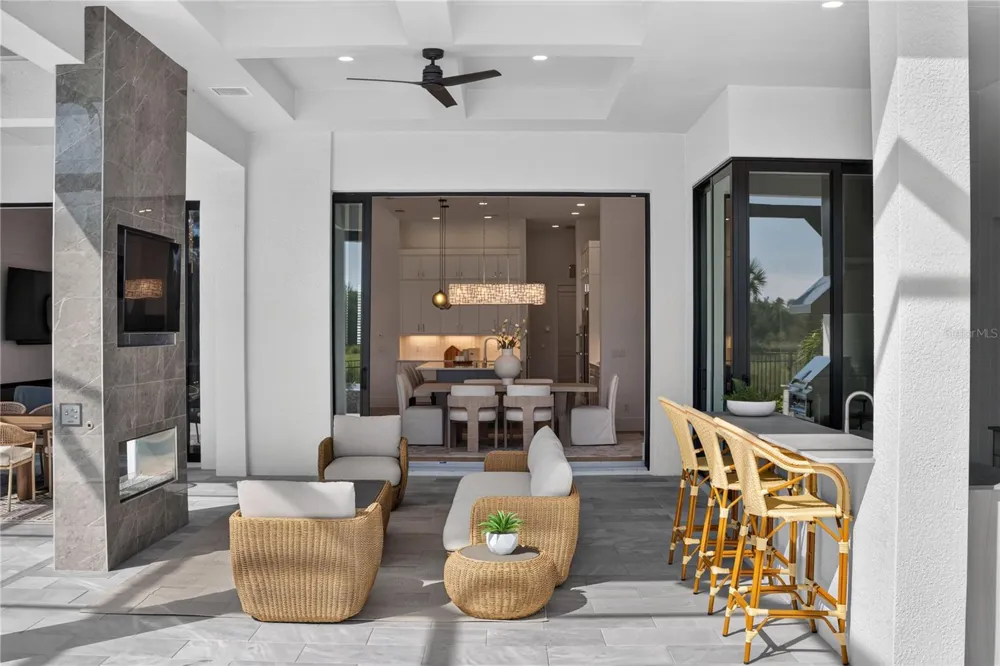 100 BLUE MIST WAY Sarasota, FL 34240