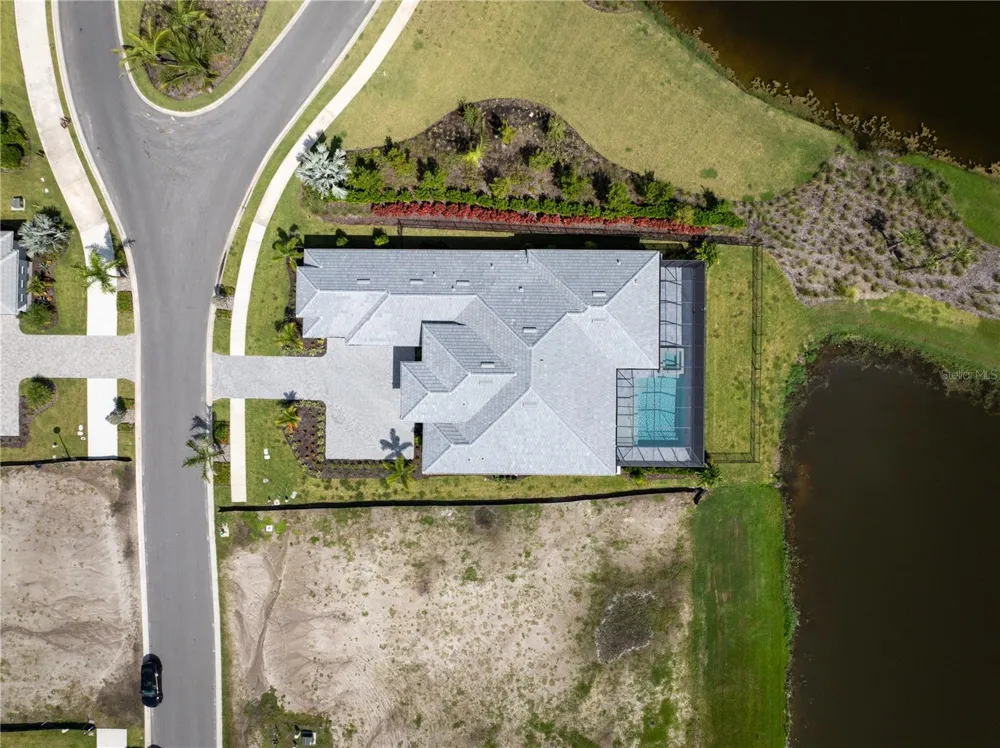 100 BLUE MIST WAY Sarasota, FL 34240