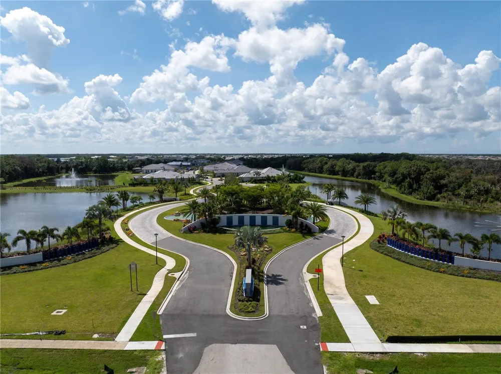 100 BLUE MIST WAY Sarasota, FL 34240