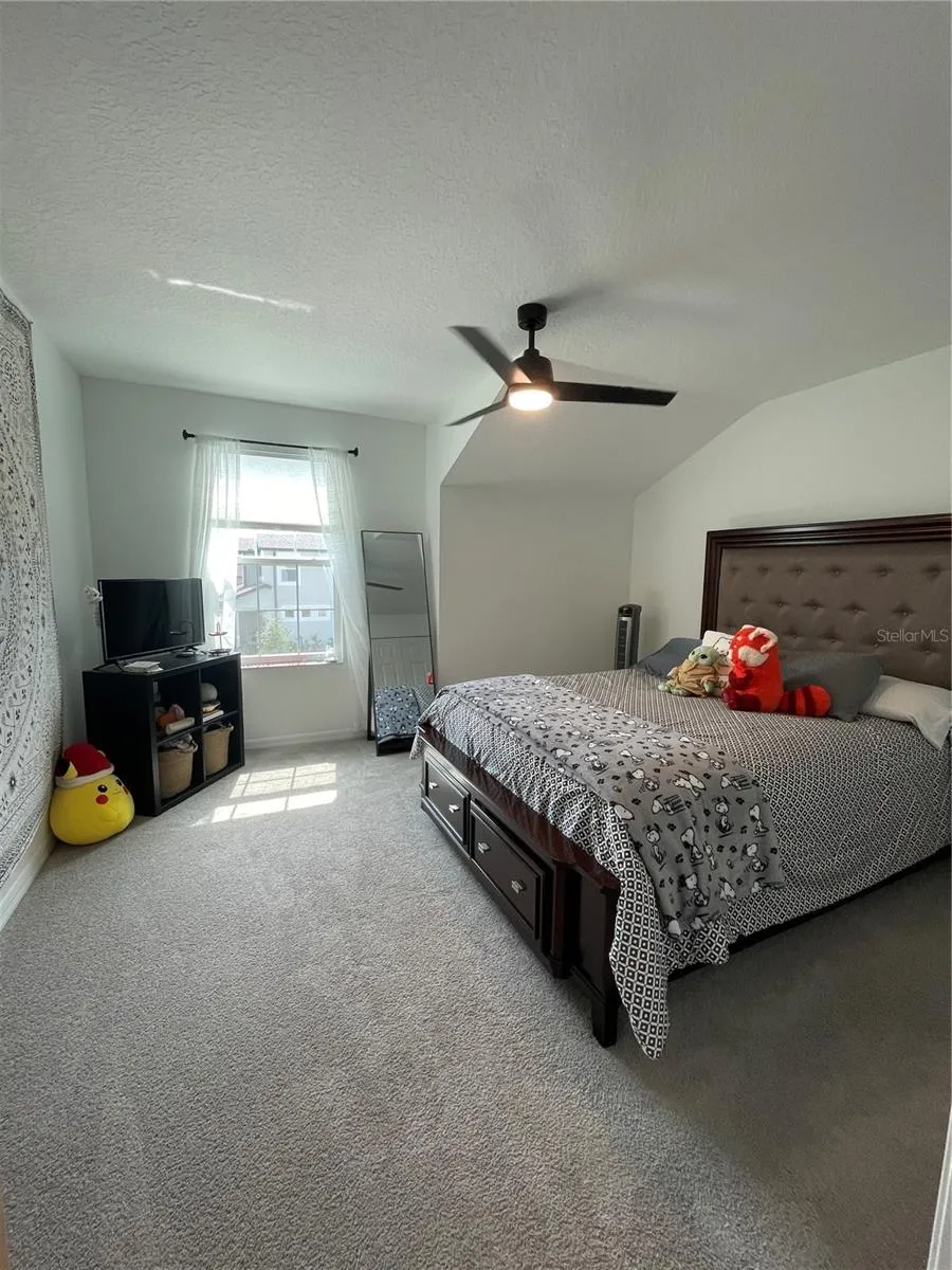 7491 NOTCHED PINE BEND Wesley Chapel, FL 33545