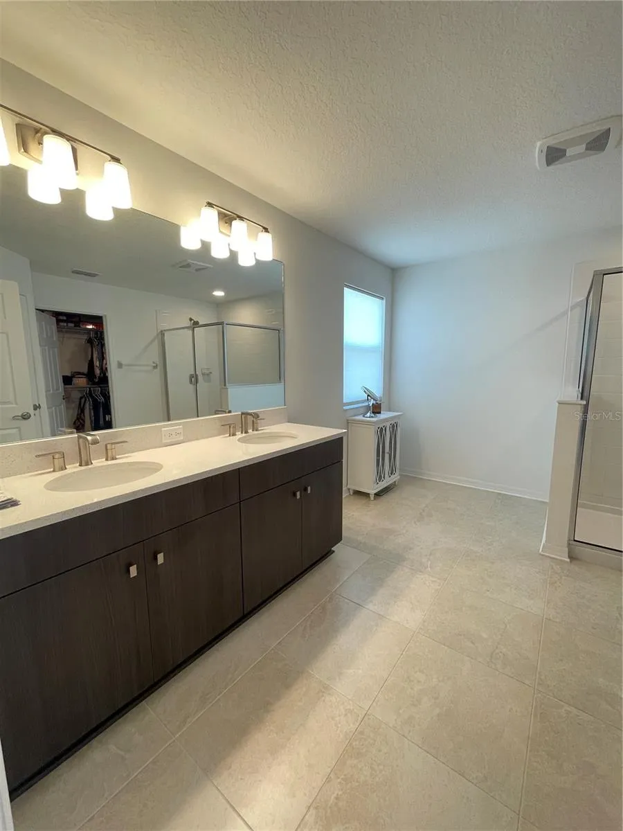 7491 NOTCHED PINE BEND Wesley Chapel, FL 33545