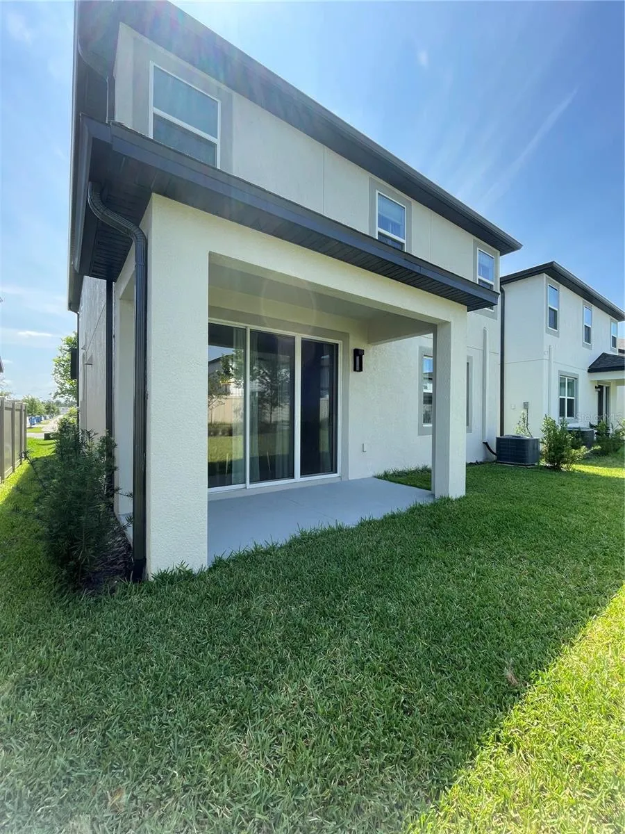 7491 NOTCHED PINE BEND Wesley Chapel, FL 33545
