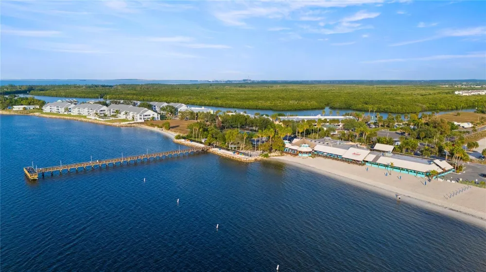 611 DESTINY DRIVE #406 Ruskin, FL 33570