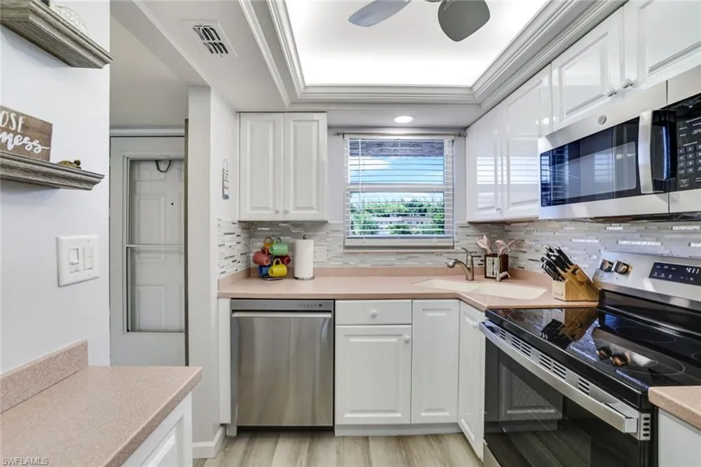 200 Forest Lakes Boulevard #204 Naples, FL 34105
