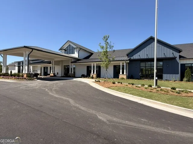 93 Club Cresswind DR Newnan, GA 30263